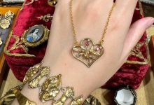 从法国寄衣服首饰回国运费多少